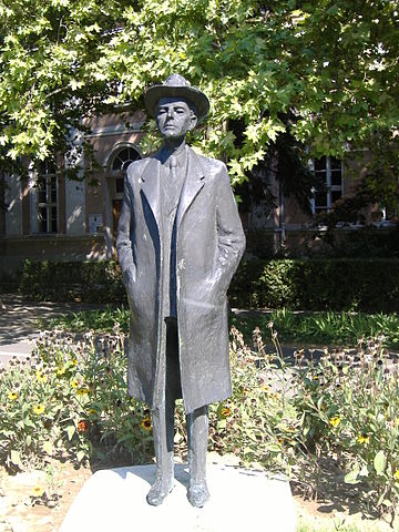 Figure 3. Statue of Bartók in Makó, Hungary.