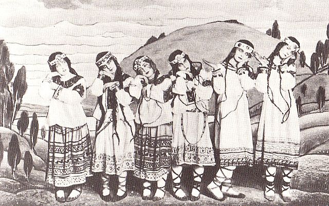 Figure 2. Dancers in Nicholas Roerich's original costumes. From left, Julitska, Marie Rambert, Jejerska, Boni, Boniecka, Faithful