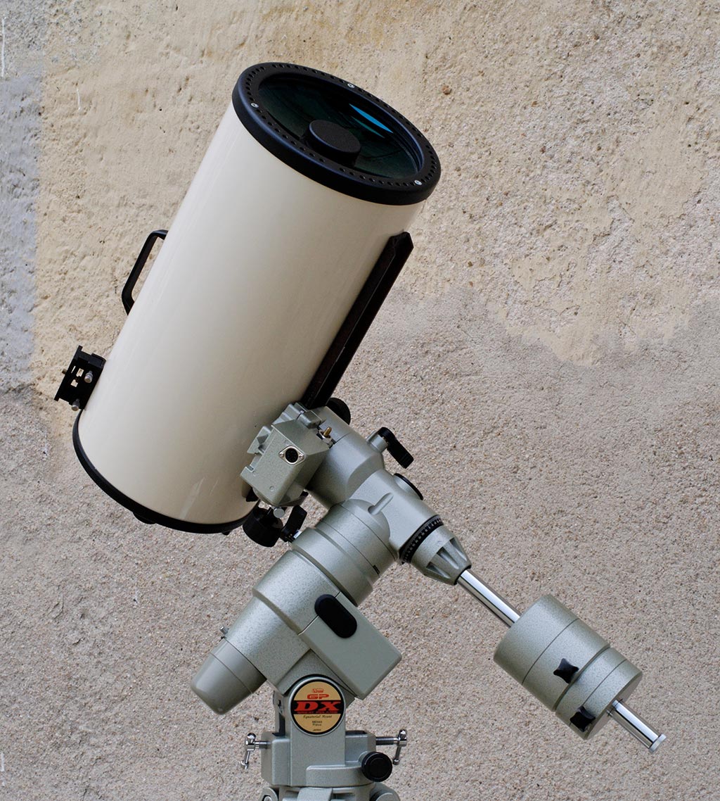 Telescope Mounts | Introduction to Astronomy