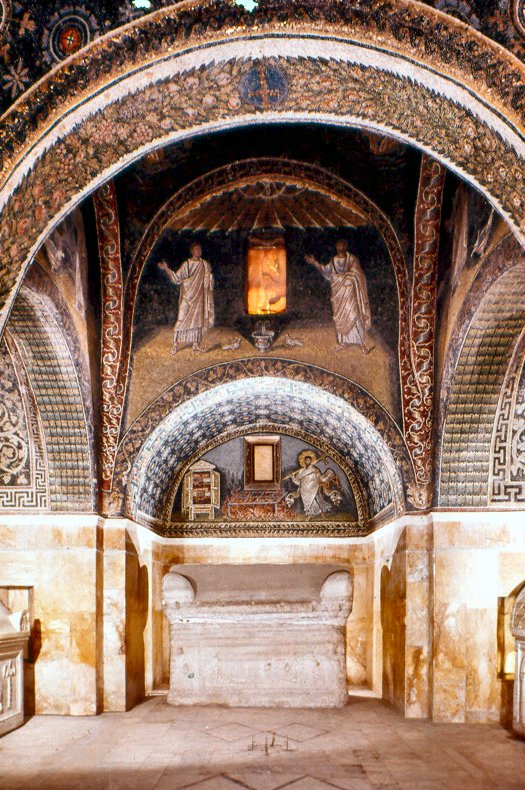 This photo shows an interior view of the mausoleum of Galla Placidia.
