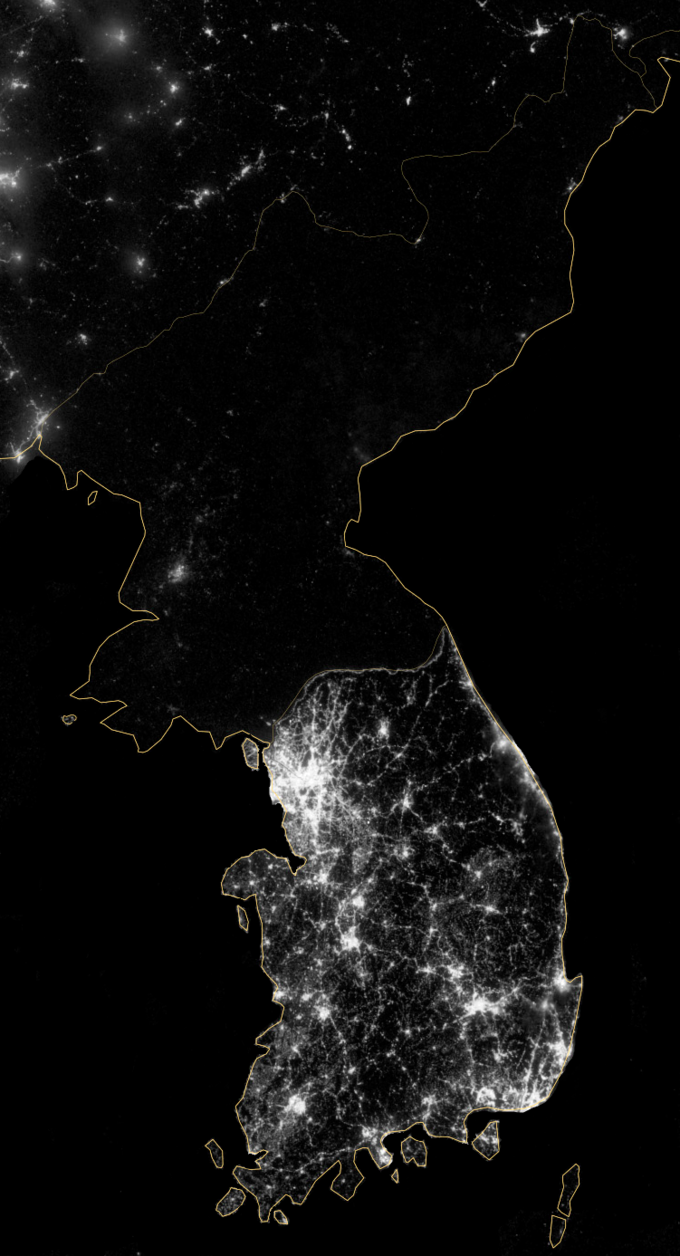 The satellite image shows that South Korea is full of lights, while North Korea, on the other hand, is almost completely dark.