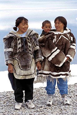 Picture: Inuit women