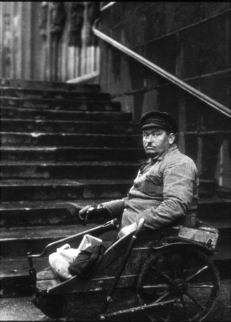 August Sander, Disabled Man, 1926