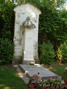 640px-Zentralfriedhof_Vienna_-_Brahms